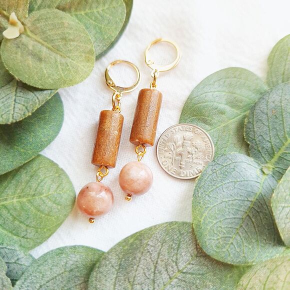 Sunstone Onyx Drop Earrings, Earthy Gold Earrings, Elegant Cottagecore Earrings - Picture 4 of 9